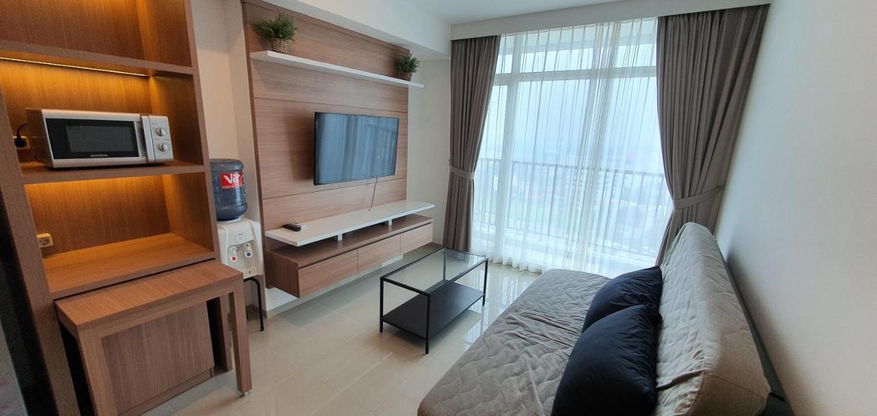 Treeparkcity Apartments By Winshome Tangerang Bagian luar foto